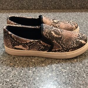 Pierre Dumas snake skin slip on shoes